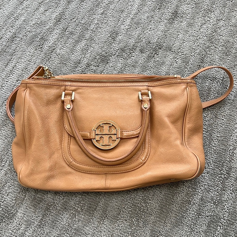 Tory Burch Tan Leather Crossbody/Shoulder Bag with Gold Hardware